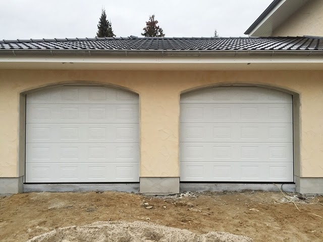 Garagentore und Hoftorantriebe, Berlin Brandenburg: Sectionaltor