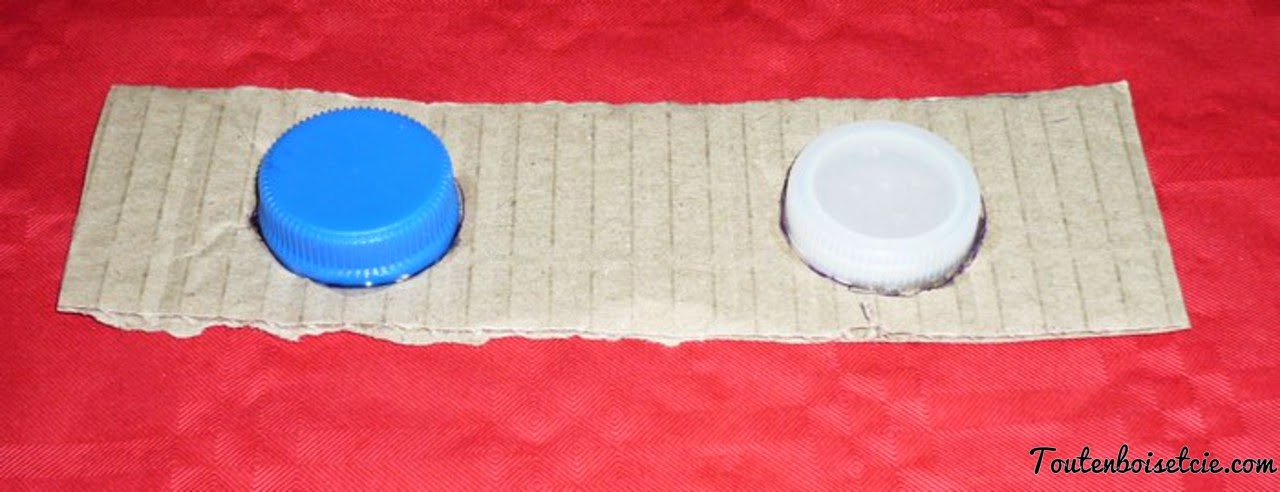 réaliser des castagnettes en carton