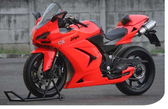2011 Kawasaki Ninja 250R Like Ducati Modification | Modifikasi Motor