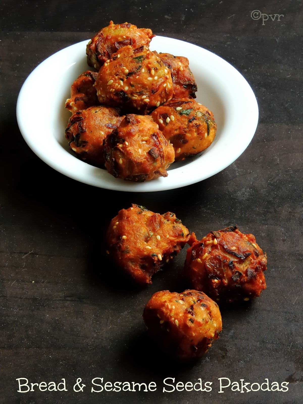 Priya's Versatile Recipes Bread & Sesame Seeds Pakodas