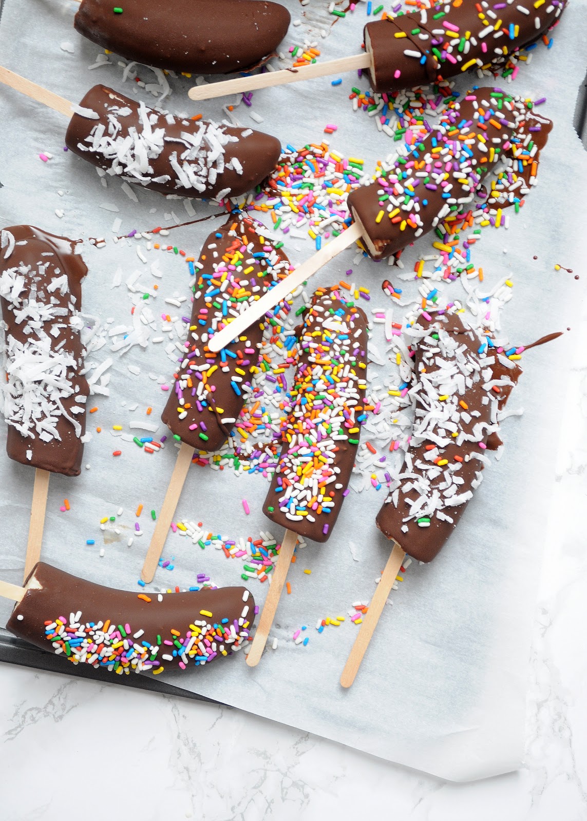 chocolate dipped bananas + homemade magic shell