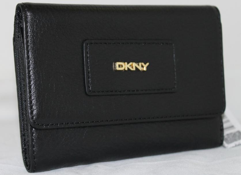 Boutique Malaysia DKNY LEATHER TRIFOLD WALLET