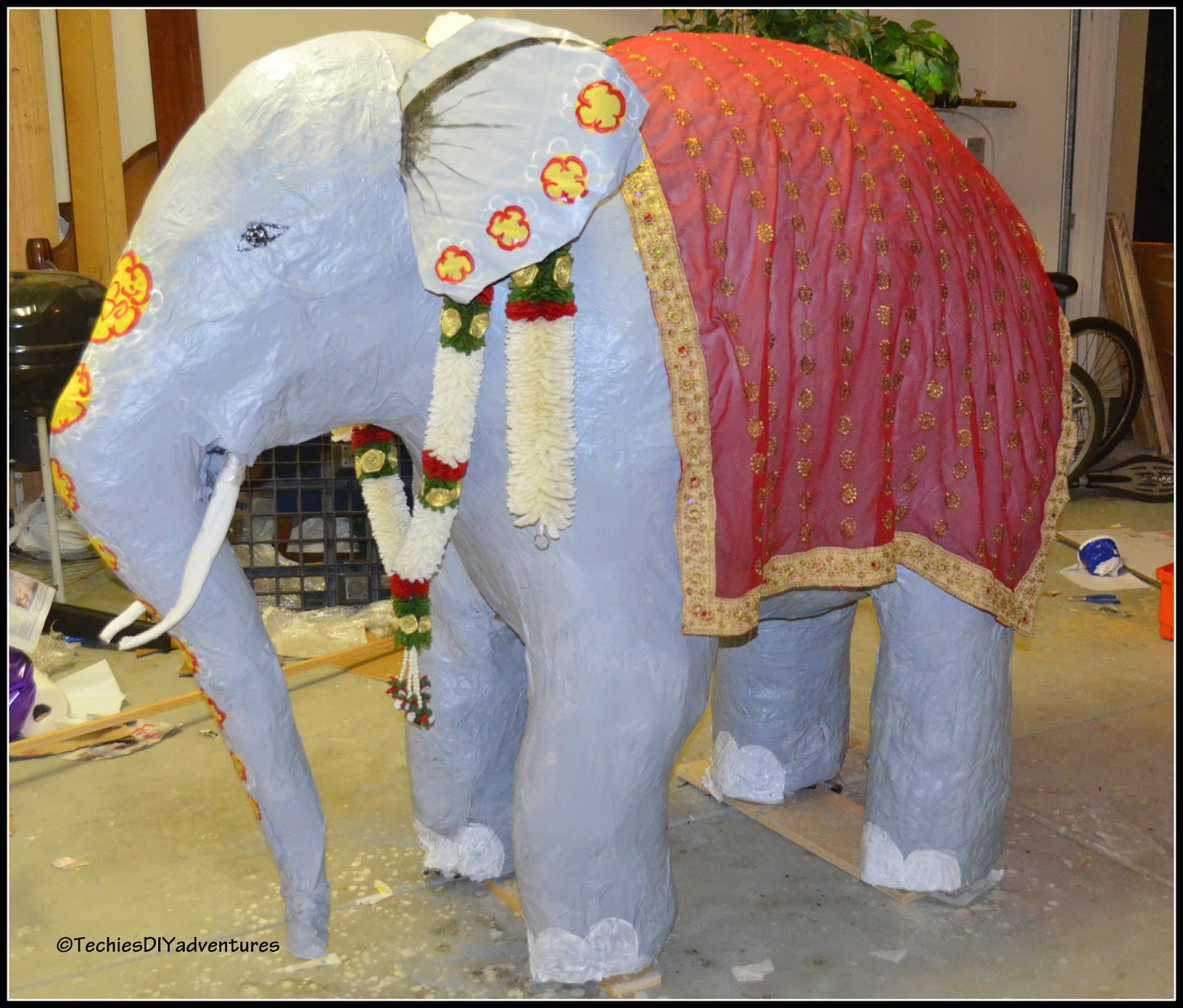 Tutorial on how to make paper mache elephant (almost life size