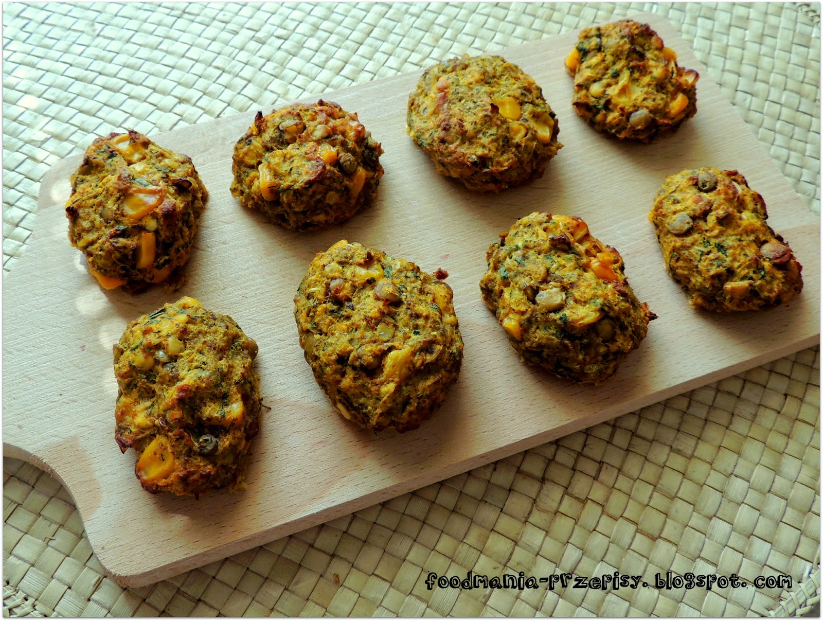 KOTLETY Z SELERA I SOCZEWICY