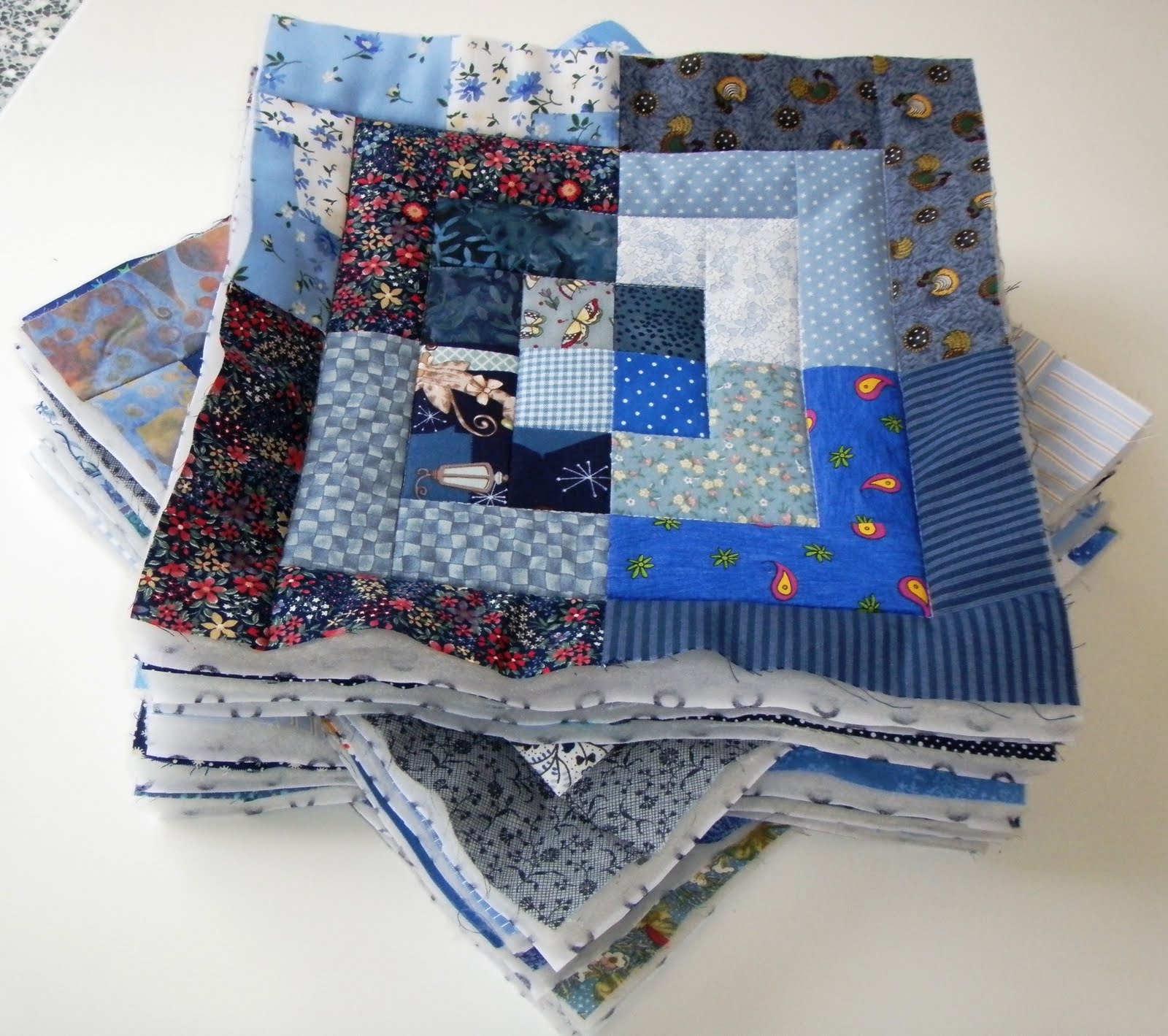 Quilt+as+you+go+blau.JPG (1600×1419) Quilts, Quilt patterns, Quilt as