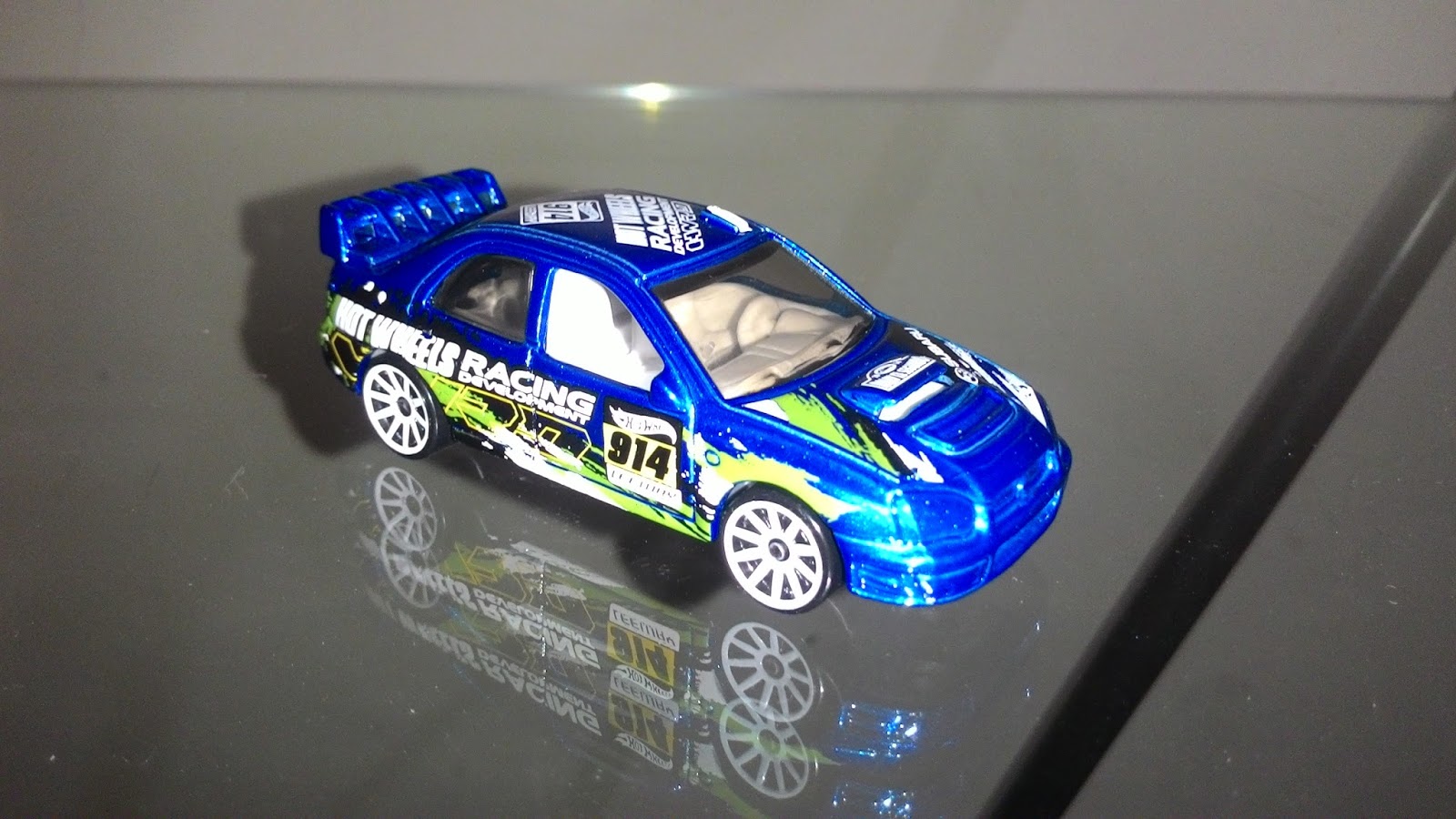 subaru outback hot wheels