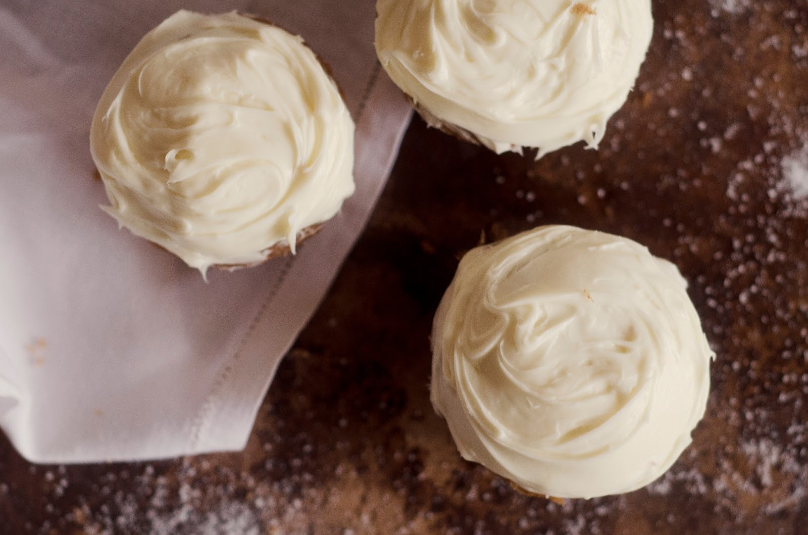 today I love salted cream cheese rum icing