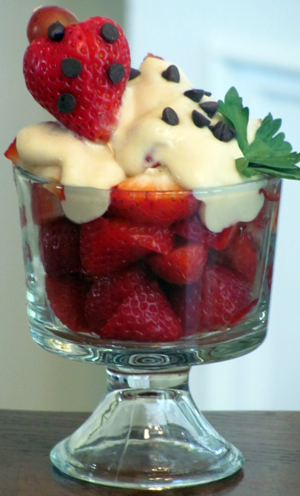 The Health Seekers Kitchen DairyFree Whipped Topping Berry Dessert