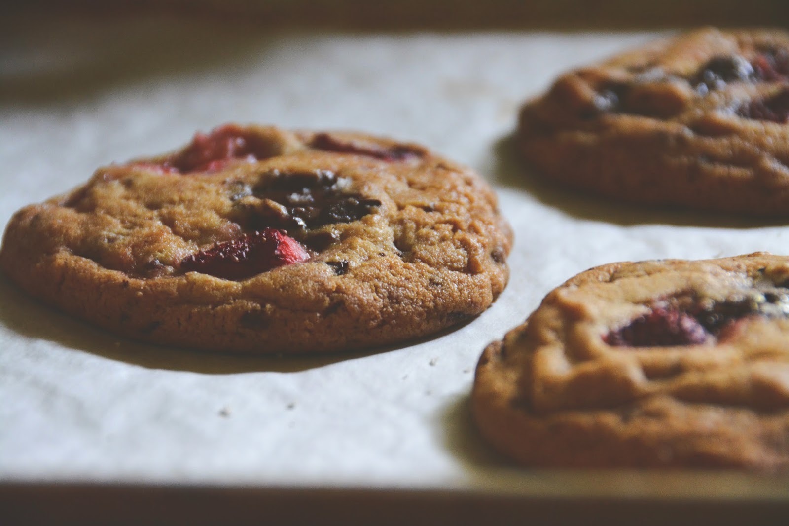 see you in the morning fresh fruit + cookie