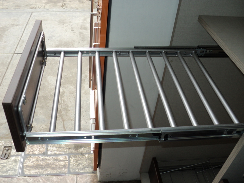 E y G Proyectos Integrales - Muebles en melamina,aluminio y vidrio