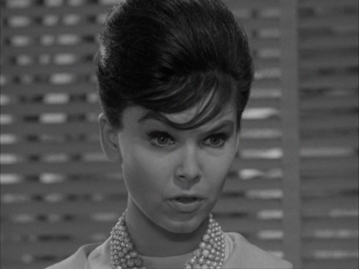 Eclectic Banana: Yvonne Craig