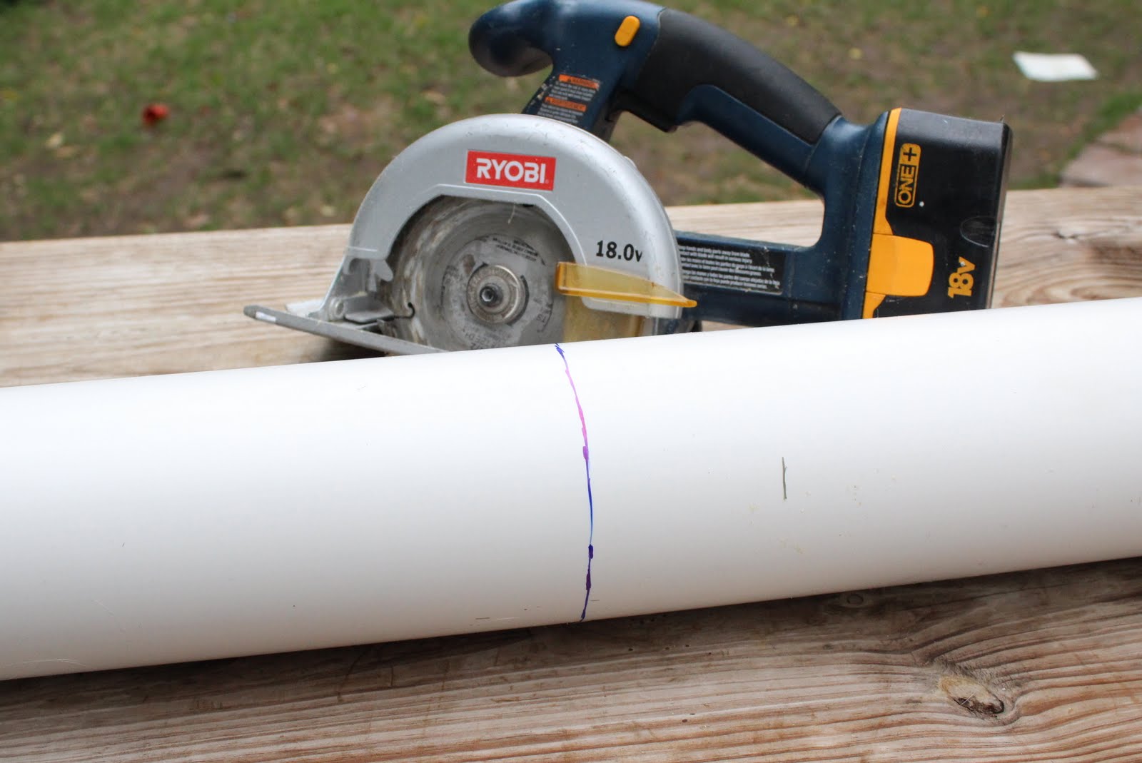 Homestead Roots Baby Chick Feeder DIY Super Easy Works Great!