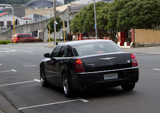 Watch the numberplate - not the car