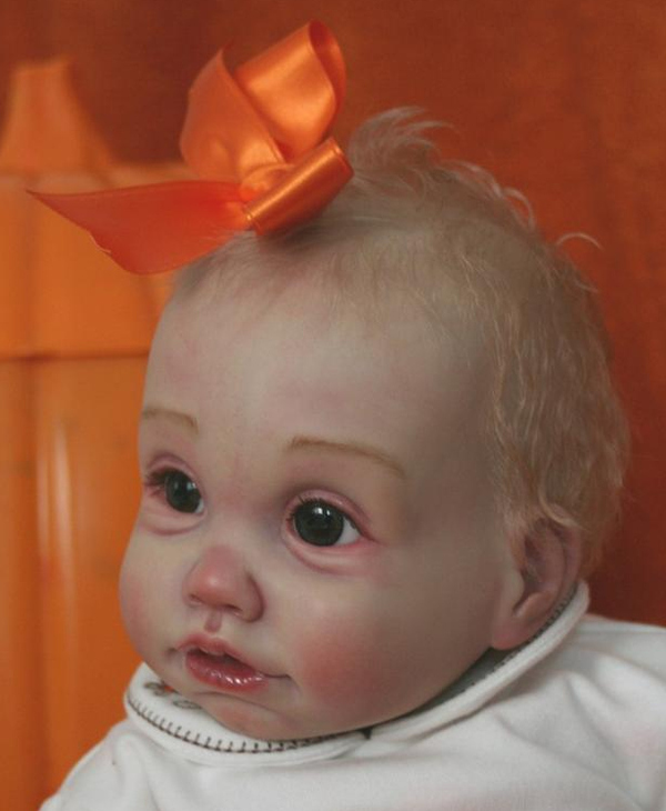 Neşe Tuana Ağustos 2011