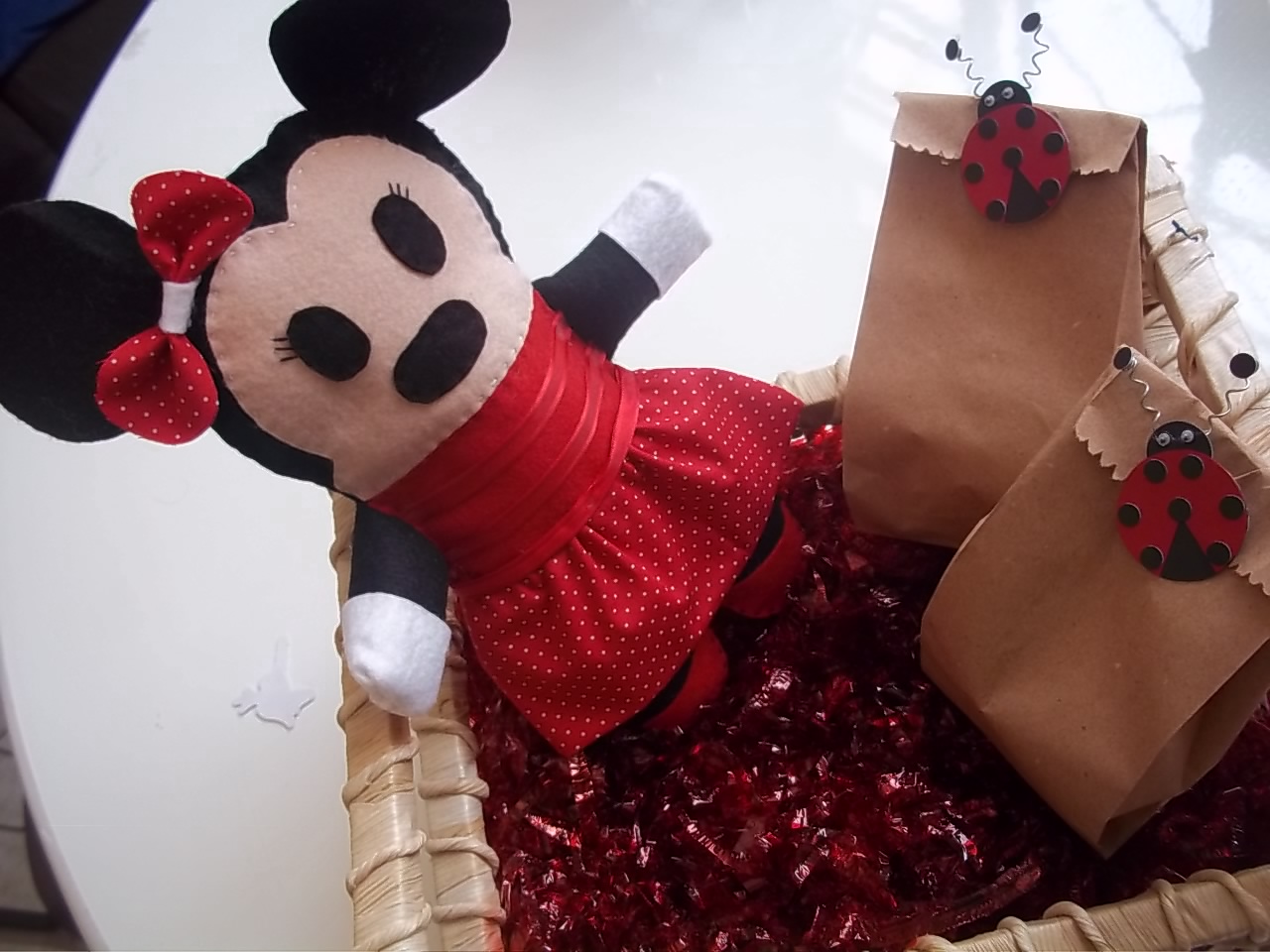 festa jardim da clarilu:abá Festas: Minnie em feltro para festa da O Jardim encantando da festa jardim da clarilu:abá Festas: Minnie em feltro para festa da O Jardim encantando da