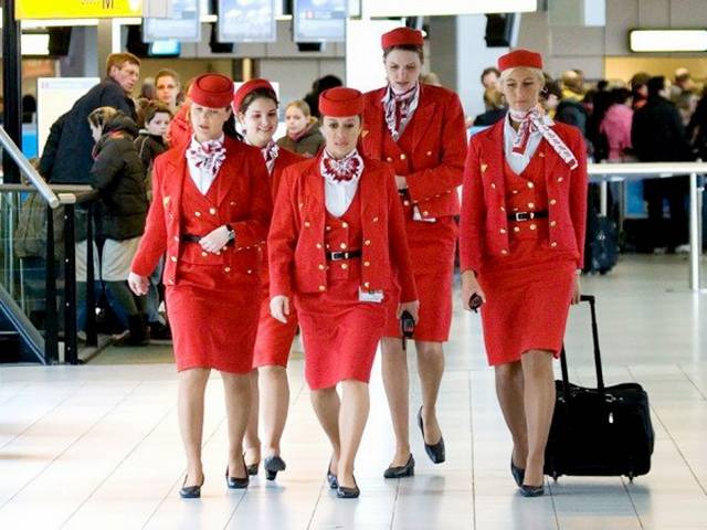 royal jordanian flight attendant
