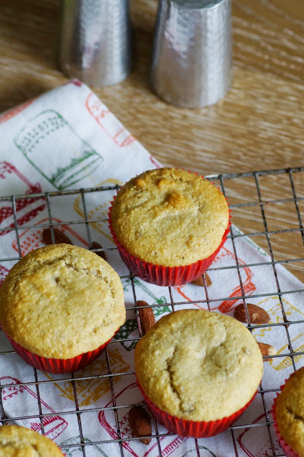Happy Medley Paleo Banana Almond Flour Muffins {Recipe}