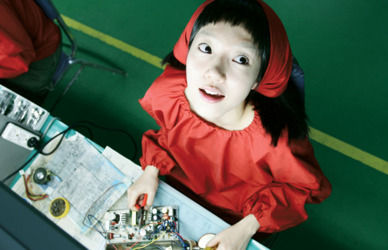 EL LIBRO DE LOS COCTELES: MANUAL BASICO PARA PREPARAR