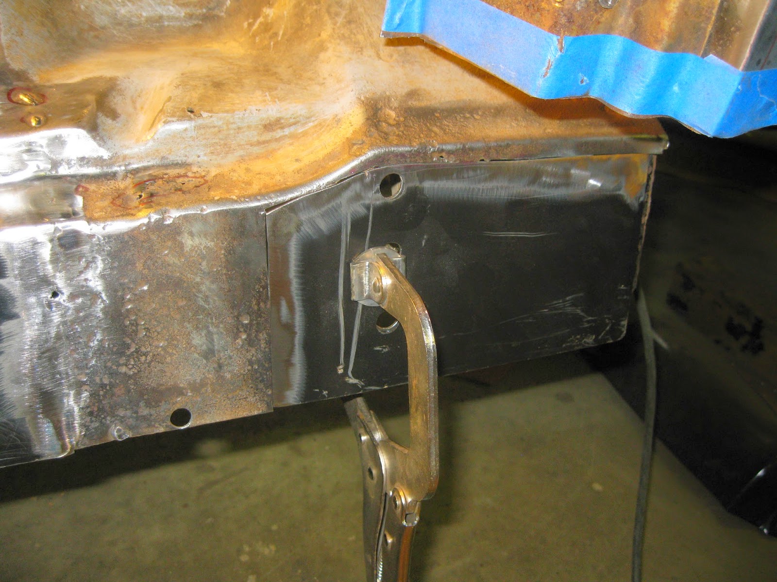 CHEVY C10 Rear Inner Rocker Panel & DS Cab Corner