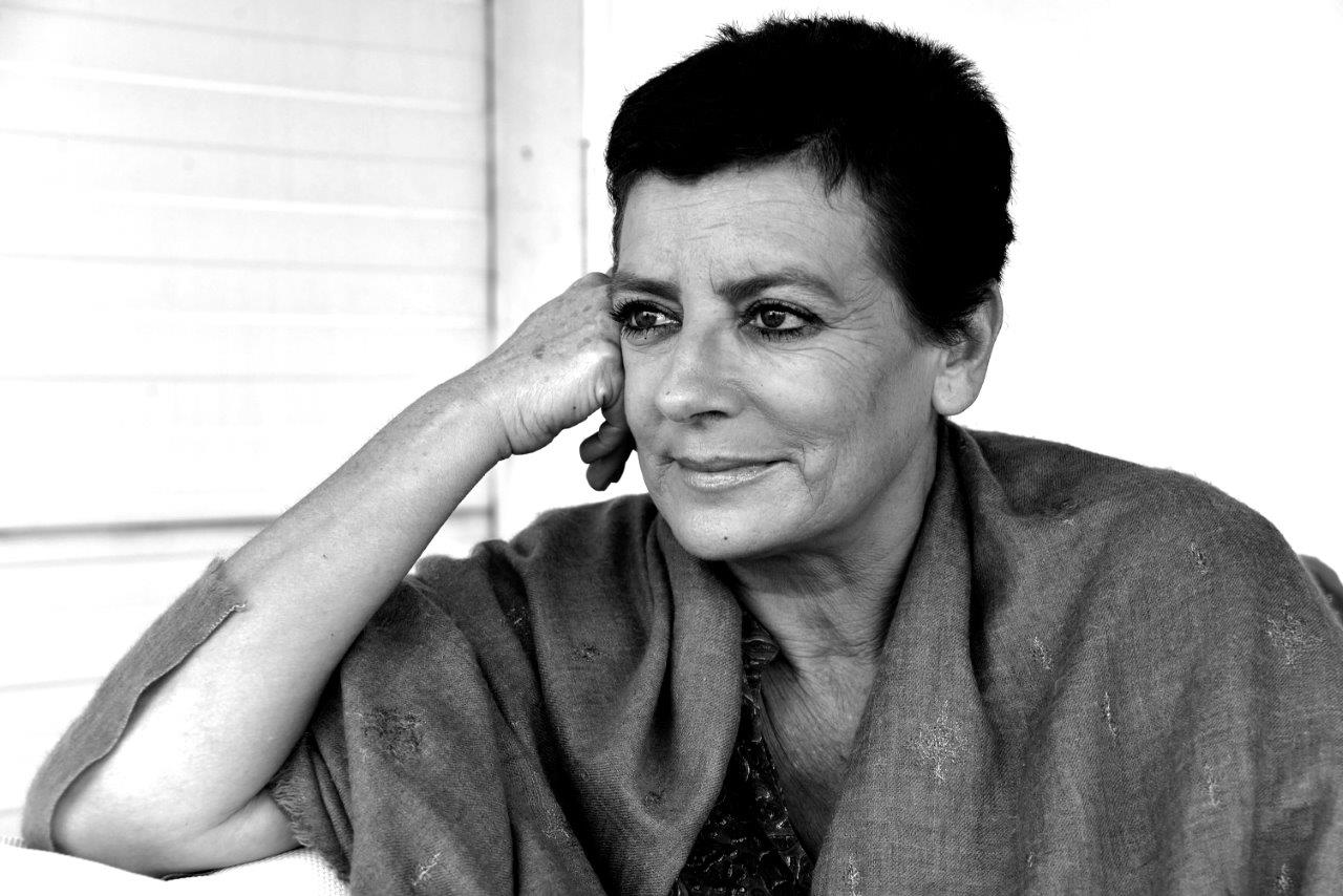 Esther Peñas ENTREVISTA A ÁNGELES CASO