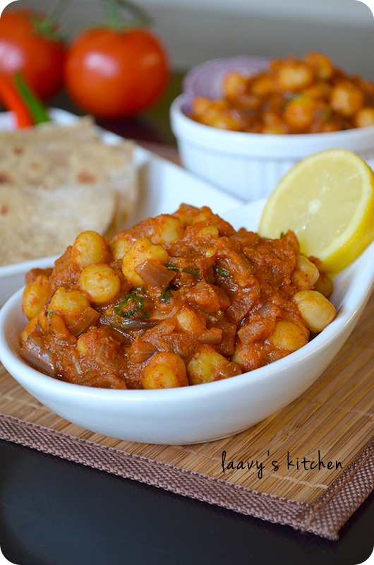 Laavy's Kitchen A food blog by Laavy Channa Masala / Chickpeas or