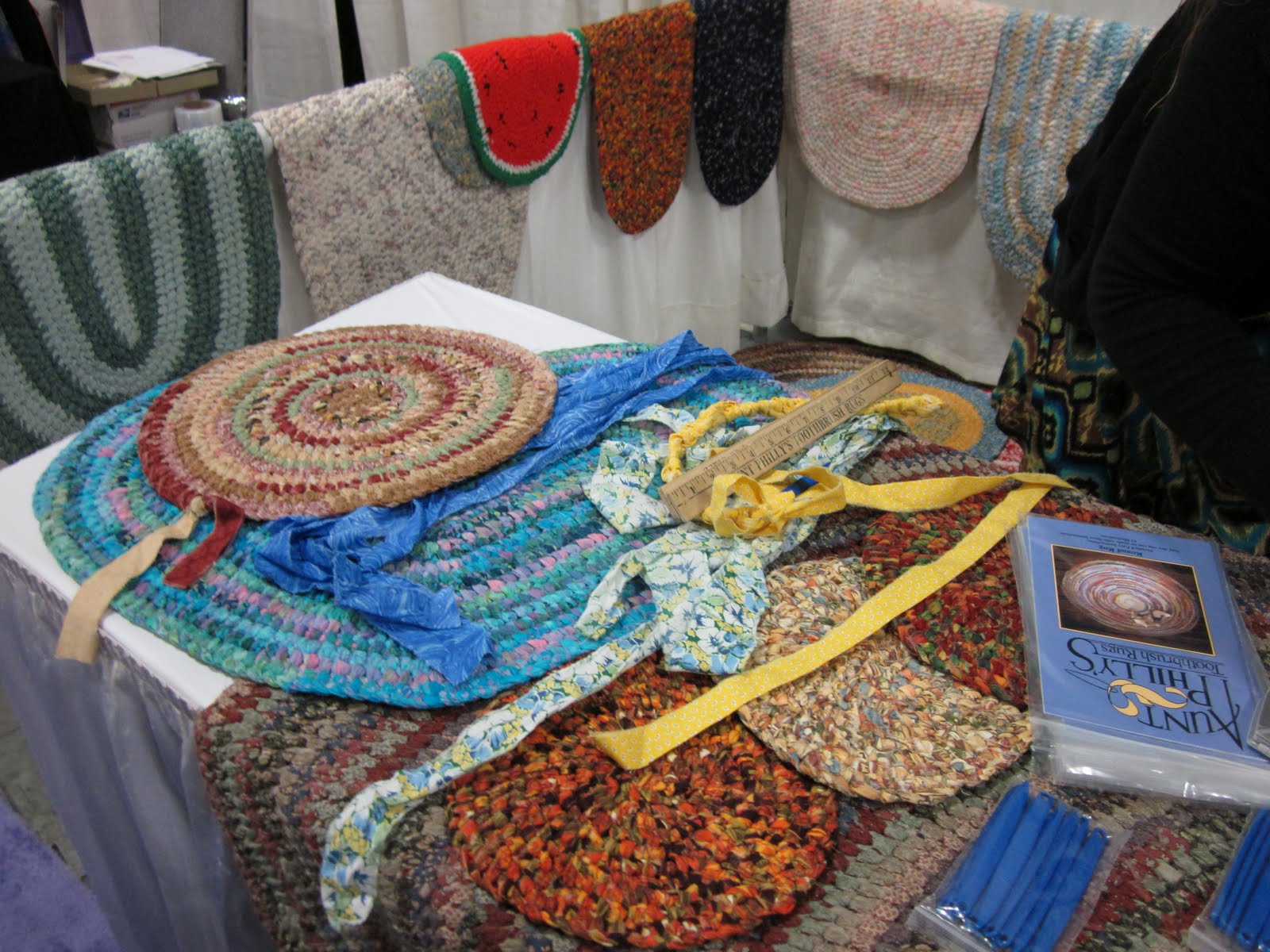 Sierras Aunt Philly's Toothbrush Rug