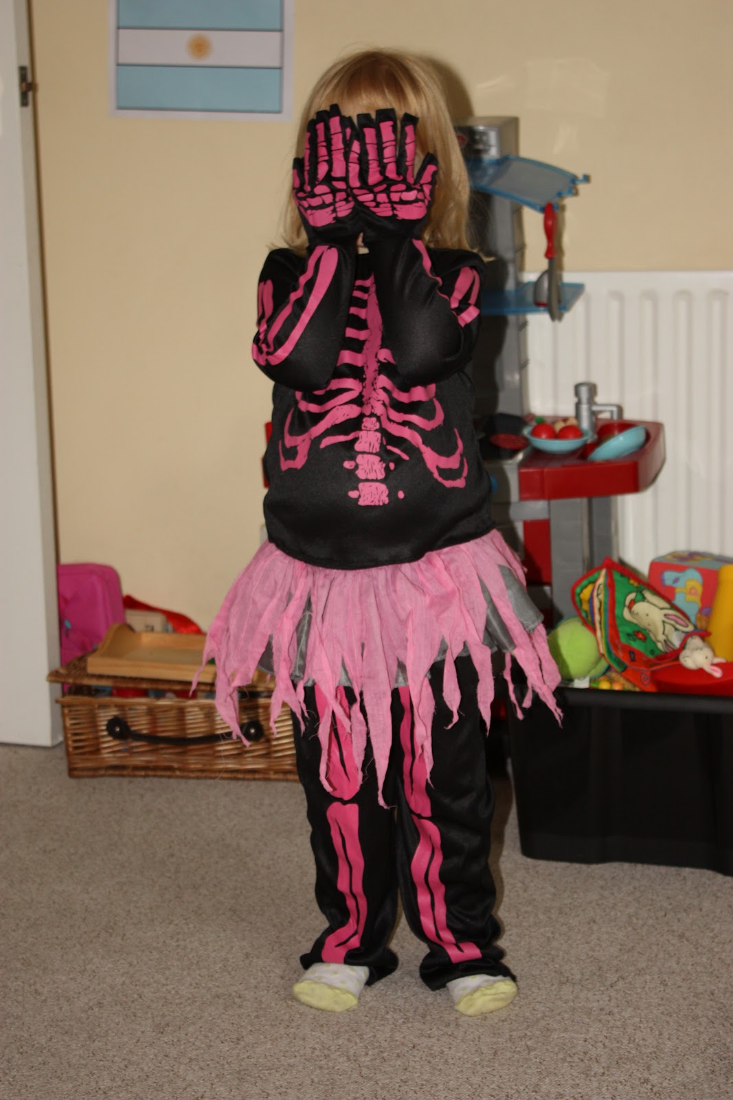 Mellow Mummy Joke.co.uk Halloween Fancy Dress Review Taking life as