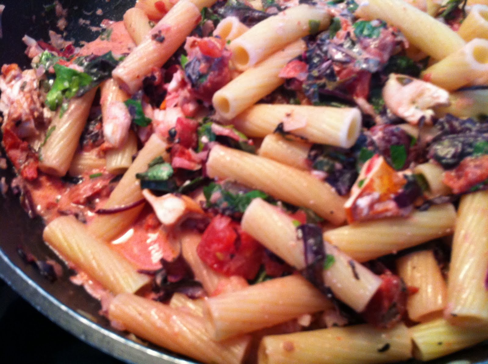 Recipes from 4EveryKitchen Lobster Pasta in Creamy Tomato Sauce