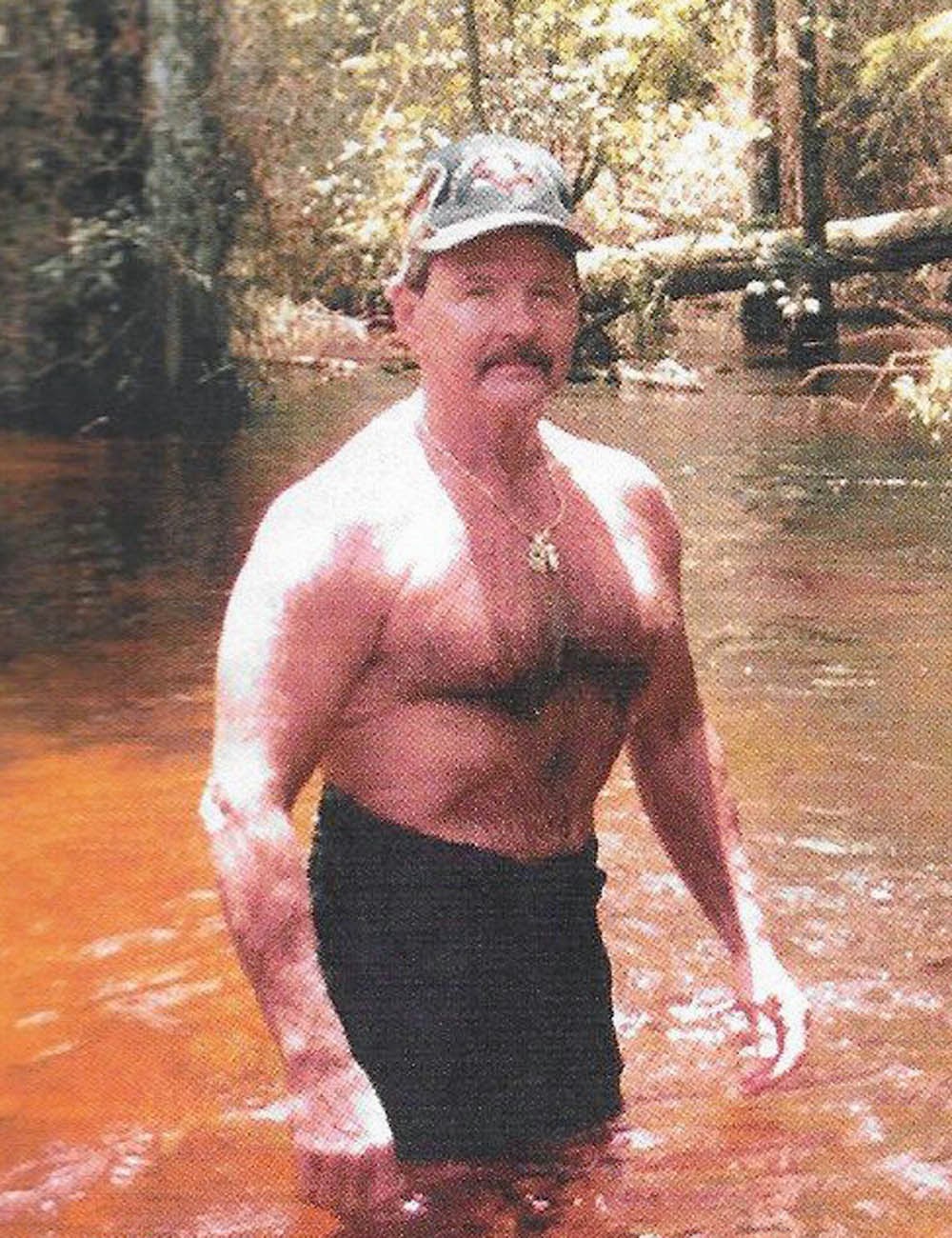 EYE ON MIAMI New Strange Magazine in South Forida "Executive". By