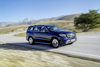2017-Mercedes-GLS-50.jpg
