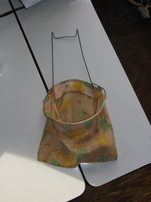 The Big Red Barn A New Look for an Old Clothes Pin Bag