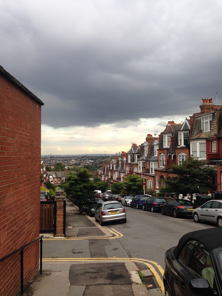 A Suburban Wander around Muswell Hill, London N10 In Search of Space