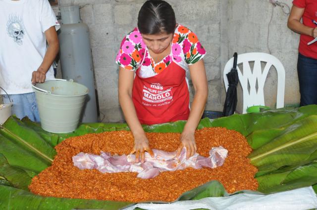 Gastroetnias: Huastecos