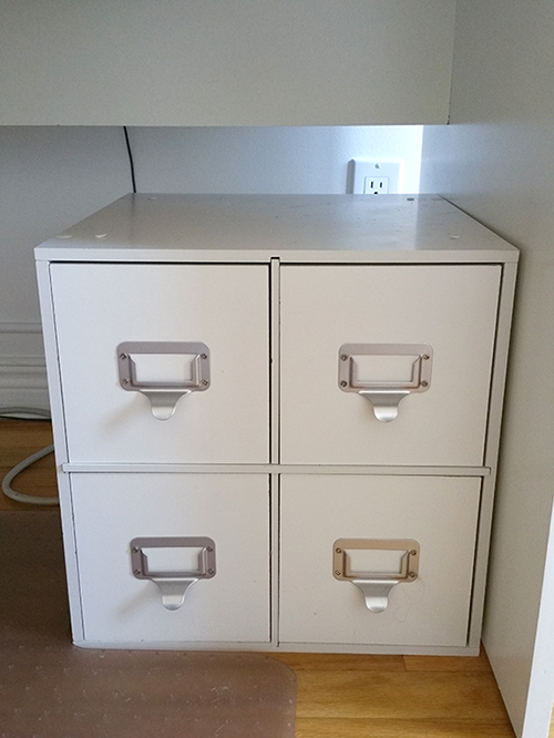 The Sprinkled Home: Desk Drawer Organization