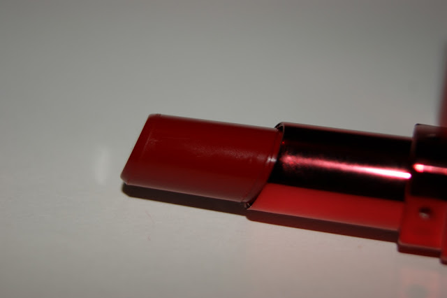 FashionistA Lipstick in Red Carpet