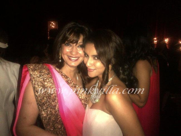 Celeb Real Life Pics: Asin Party Pics - Real Life Pics - FamousCelebrityPicture.com - Famous Celebrity Picture 