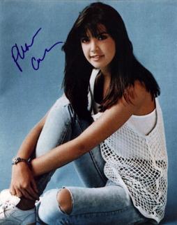 Young Woman Dora Super Beautiful Woman Phoebe Cates New York City