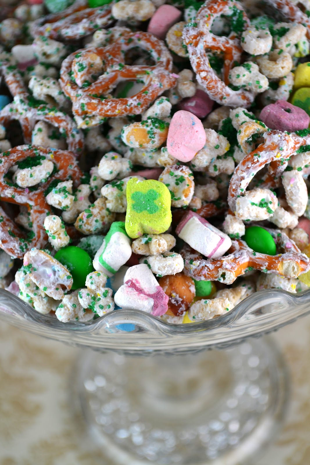 Sweetology Lucky Charm Snack Mix