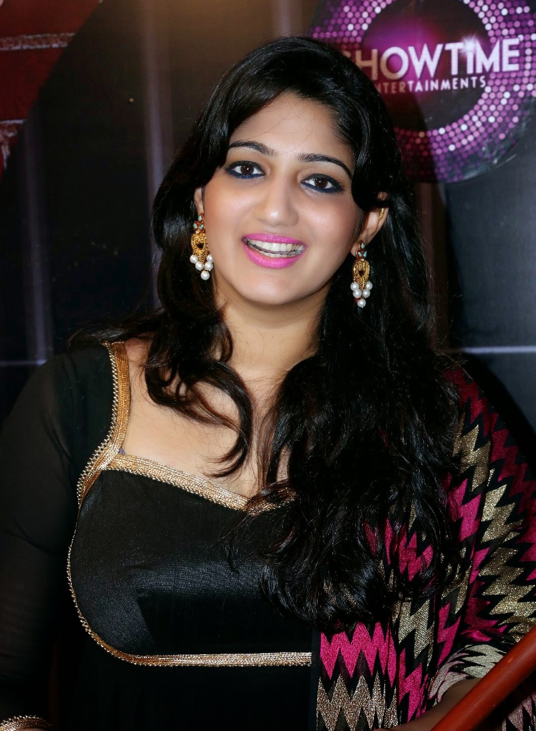 Vijay TV Anchor Divya Spicy Photo Gallery Cinema Campus