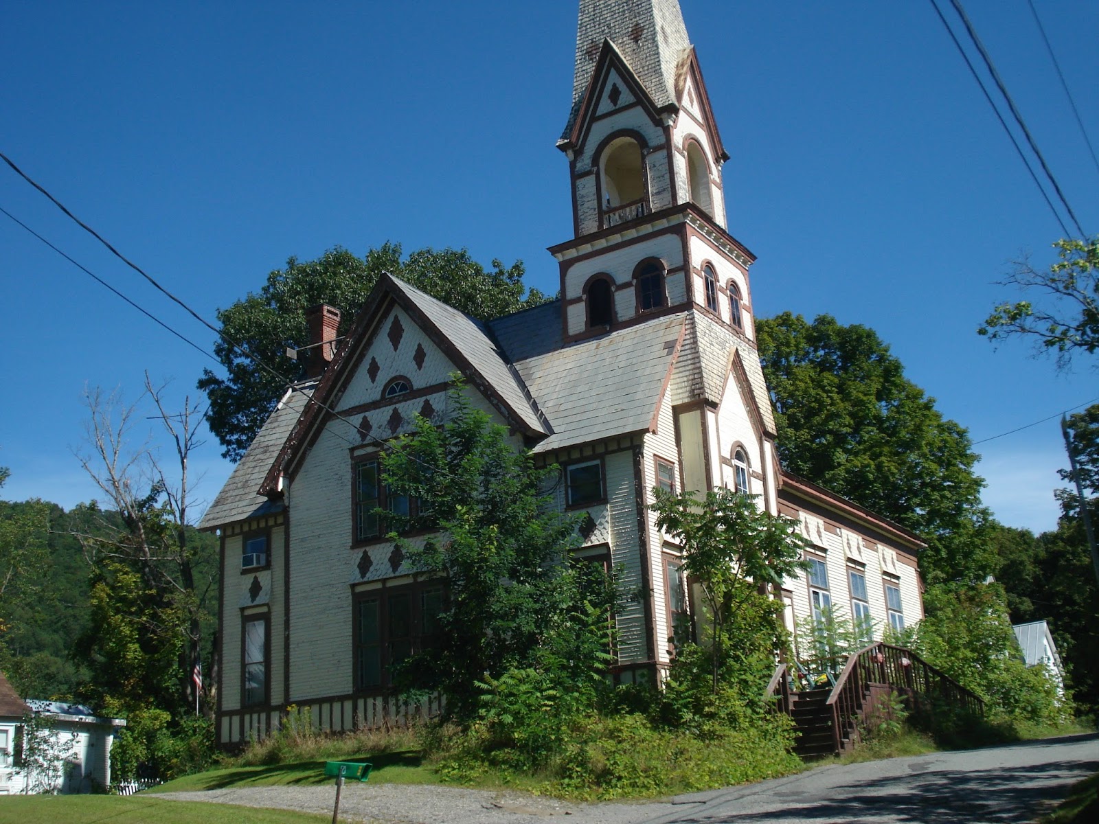 R V EXPLORERNORTH TO ALASKA RANDOLPH CENTER, VERMONT AUGUST 24