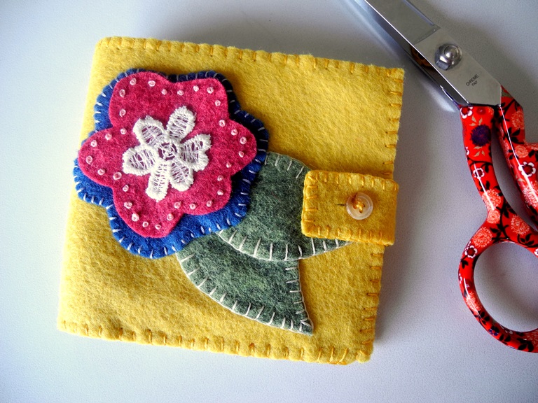 Fabric Paper Thread Making