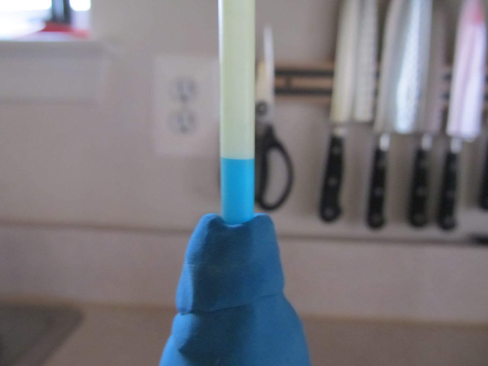 You, Me and B: Science Class - Weather Experiments