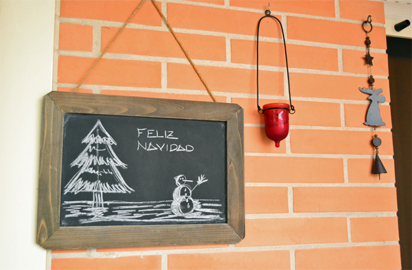 Decoracion Terrazas Navidad ~ Con una de nuestras dos flores de Pascua iluminada por la luz de las Decoracion Terrazas Navidad ~ Con una de nuestras dos flores de Pascua iluminada por la luz de las