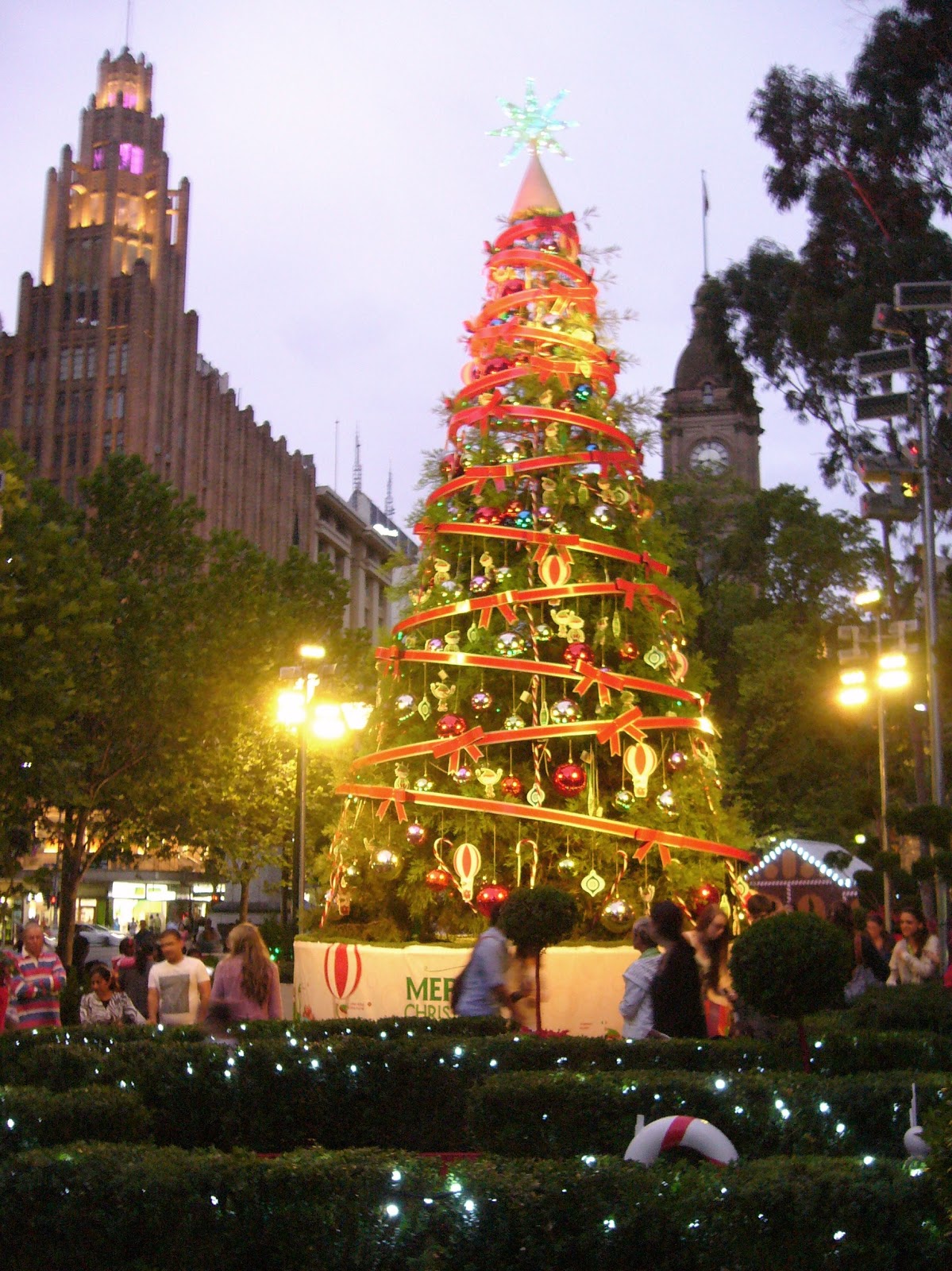 ... pass St. Pauls Cathedral and Melbourne iconic Flinders Street Station