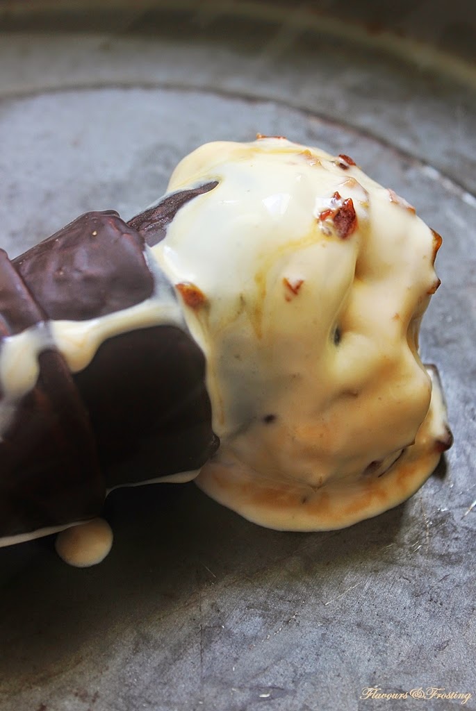 Flavours & Frosting Peanut Brittle Ice Cream