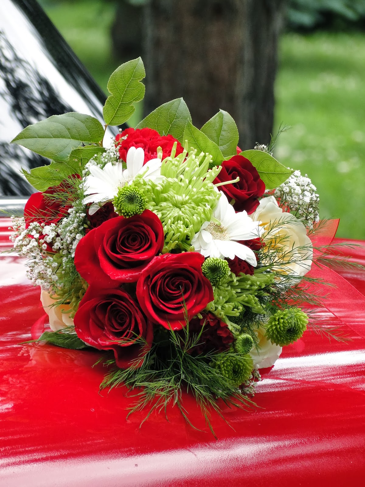 From Nature to Home Wedding bouquets, The Camellia, Thunder Bay