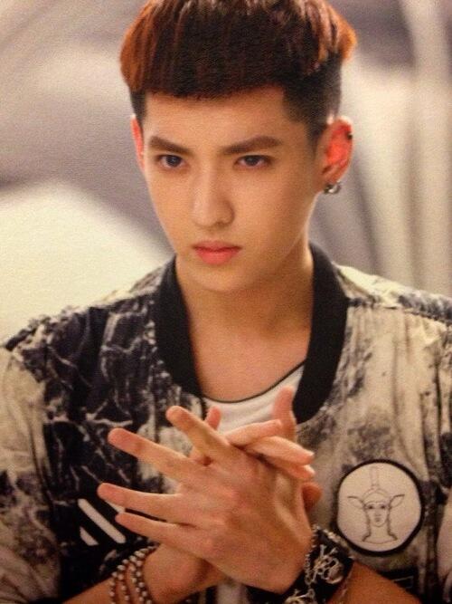 Scan Exo Everysing Polaroid Exo