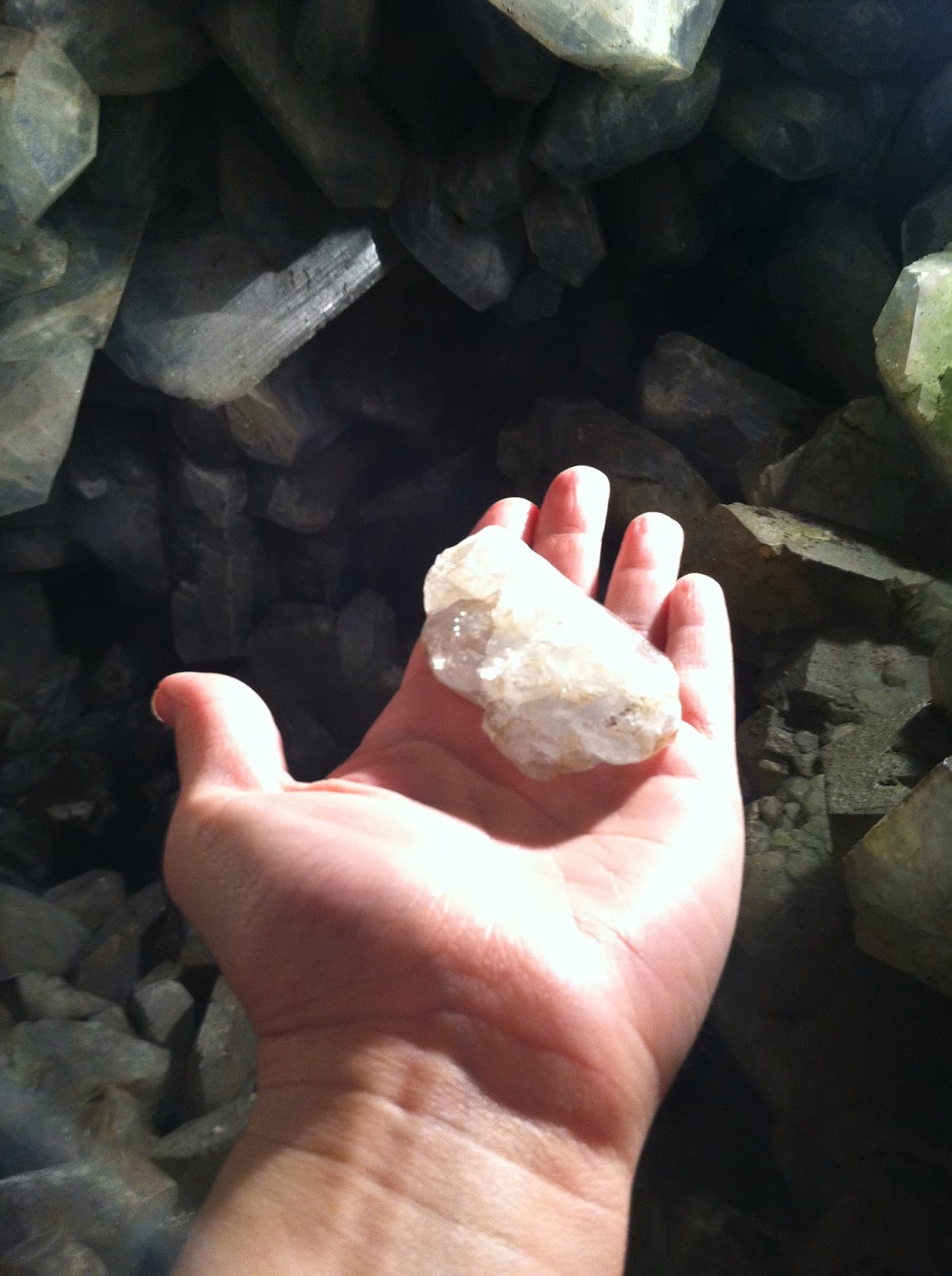 Exploring The World's Largest Geode at PutinBay Sand and Snow