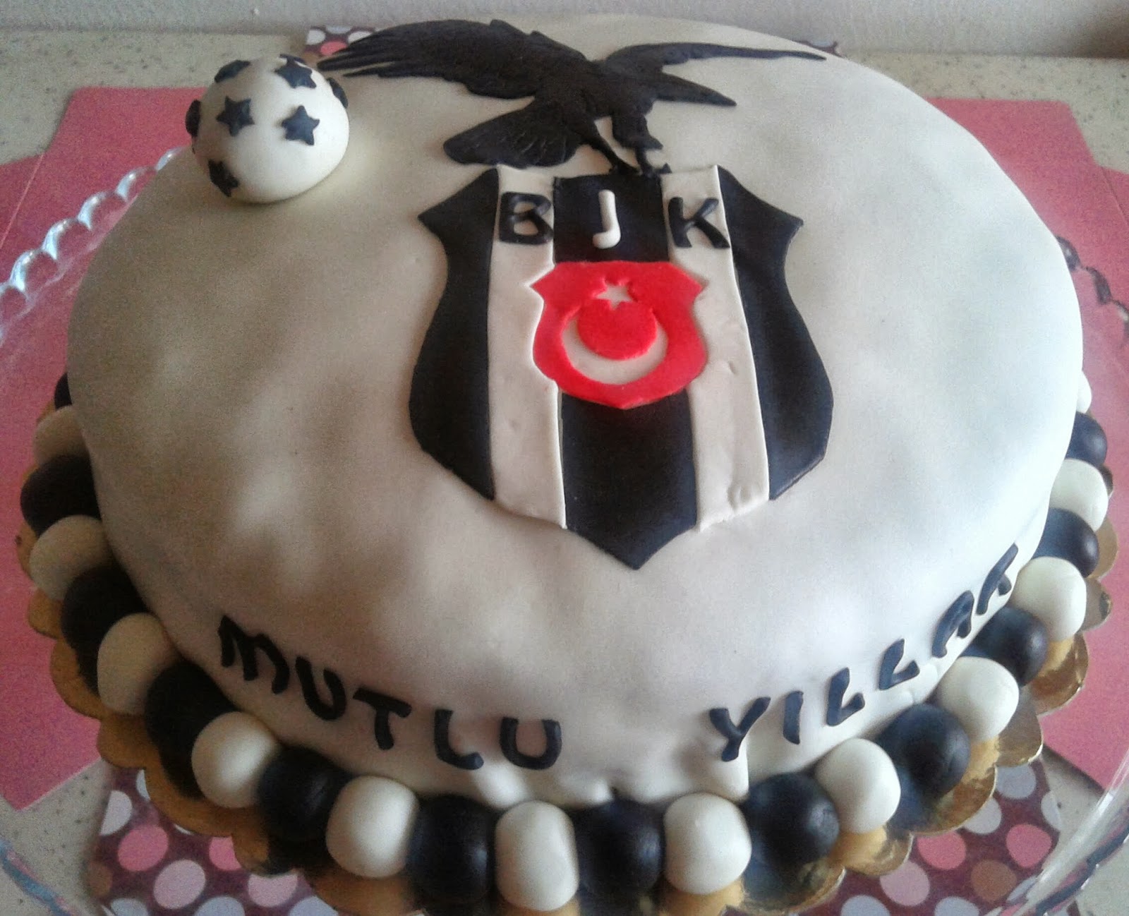 LEZZET BEŞİKTAŞ TEMALI PASTA