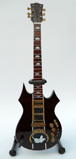 guitar Jerry Garcia Tiger Signature